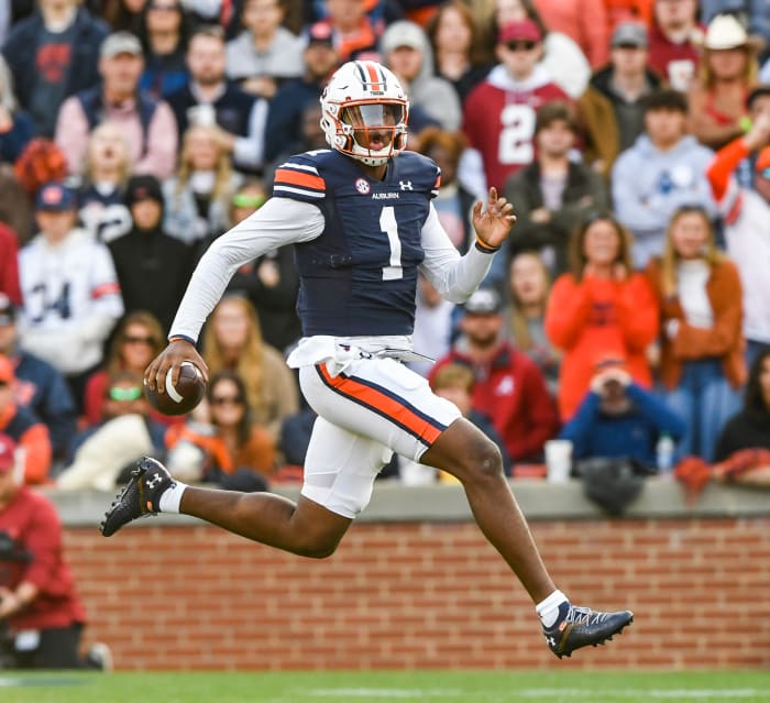 Auburn quarterback T.J. Finley